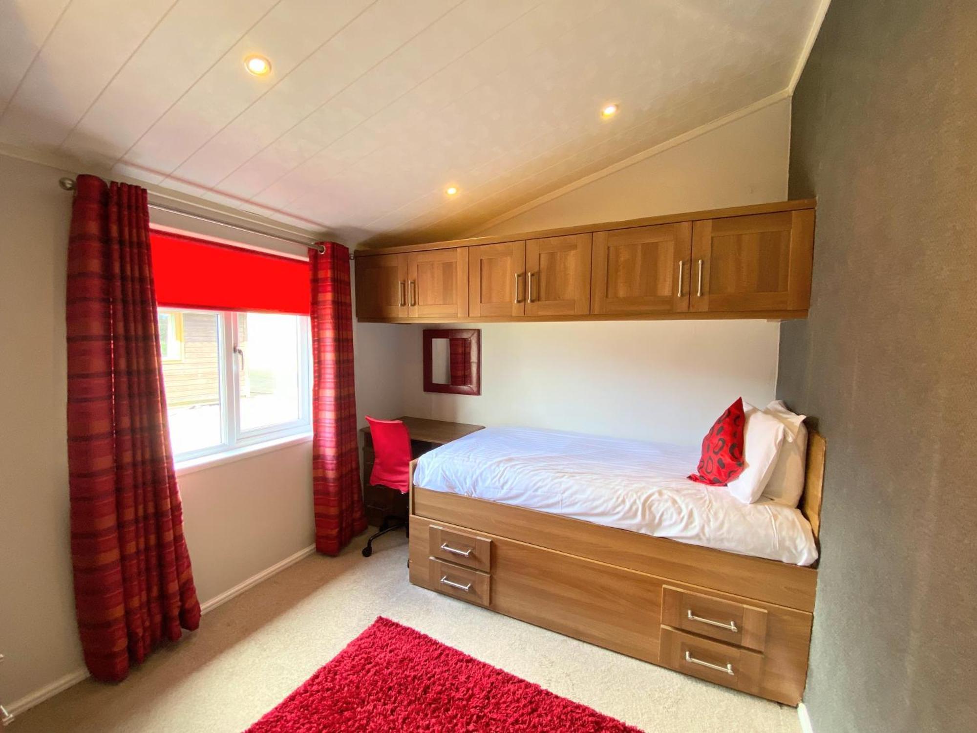 Benarty 11 With Private Hot Tub - Fife - Loch Leven - Lomond Hills - Pet Friendly Villa Kelty Luaran gambar